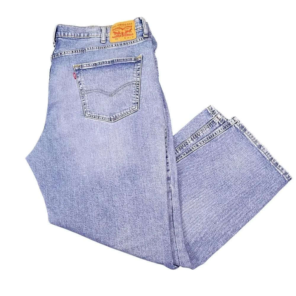 Levis 541 Athletic Taper Jeans Mens 44x32 Fits 44x30 Light Wash Blue Stretch